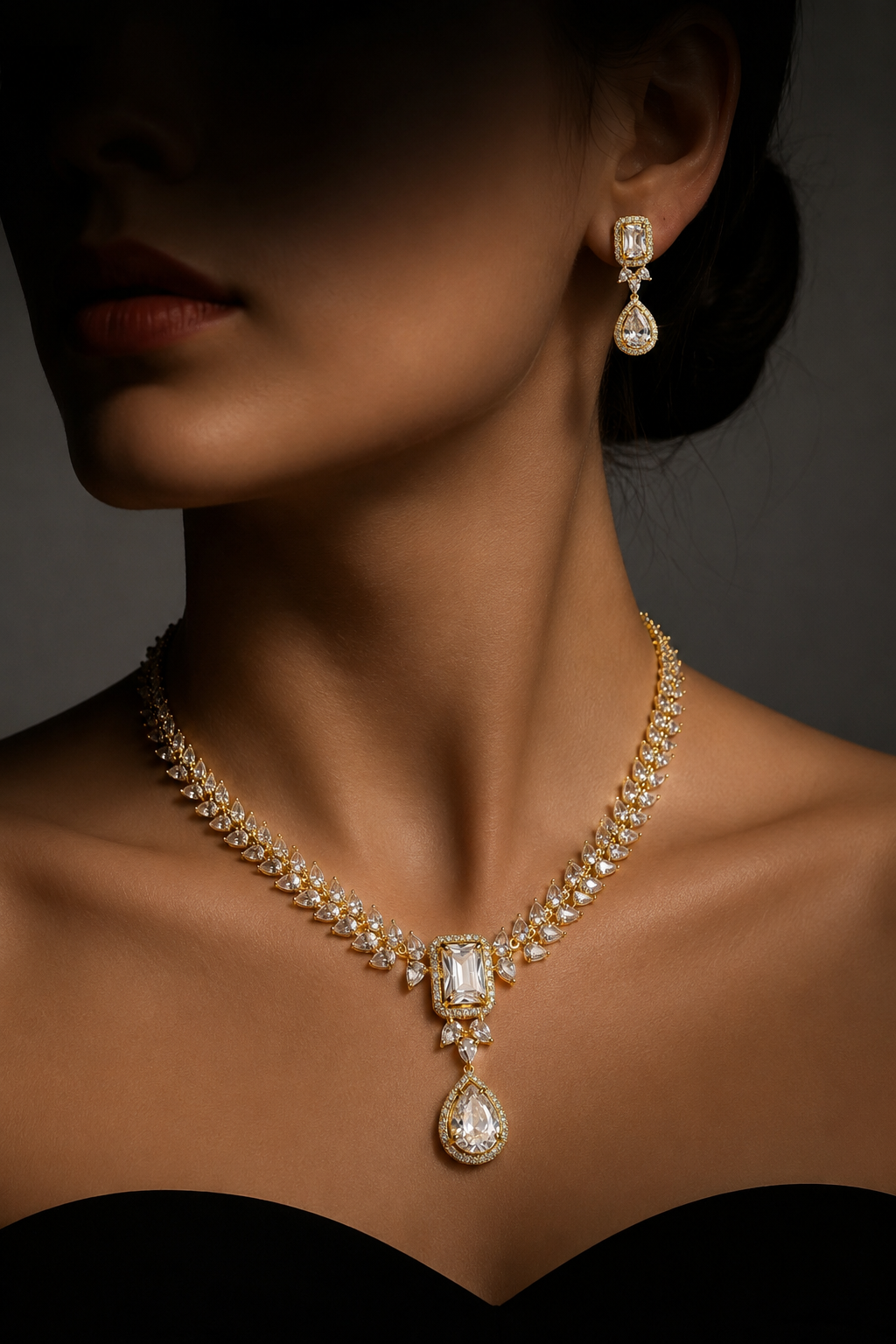 Luna Luxe™ Royal Diamond Crystal Bridal Necklace & Earrings Set